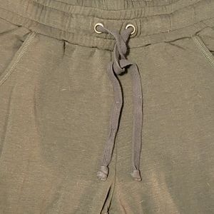 Grace & Lace sweatpants. S. Olive green.